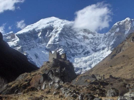 Jolmolhari Trek
