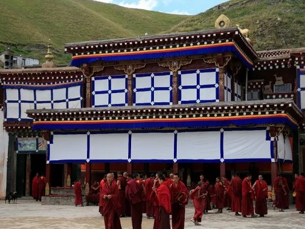Everest Base Camp Tibet Tour Fly In, Drive Out